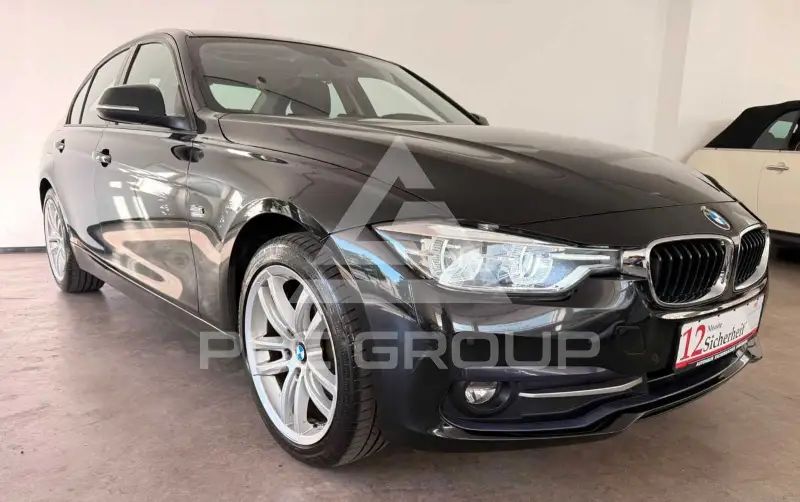 2015 BMW 320