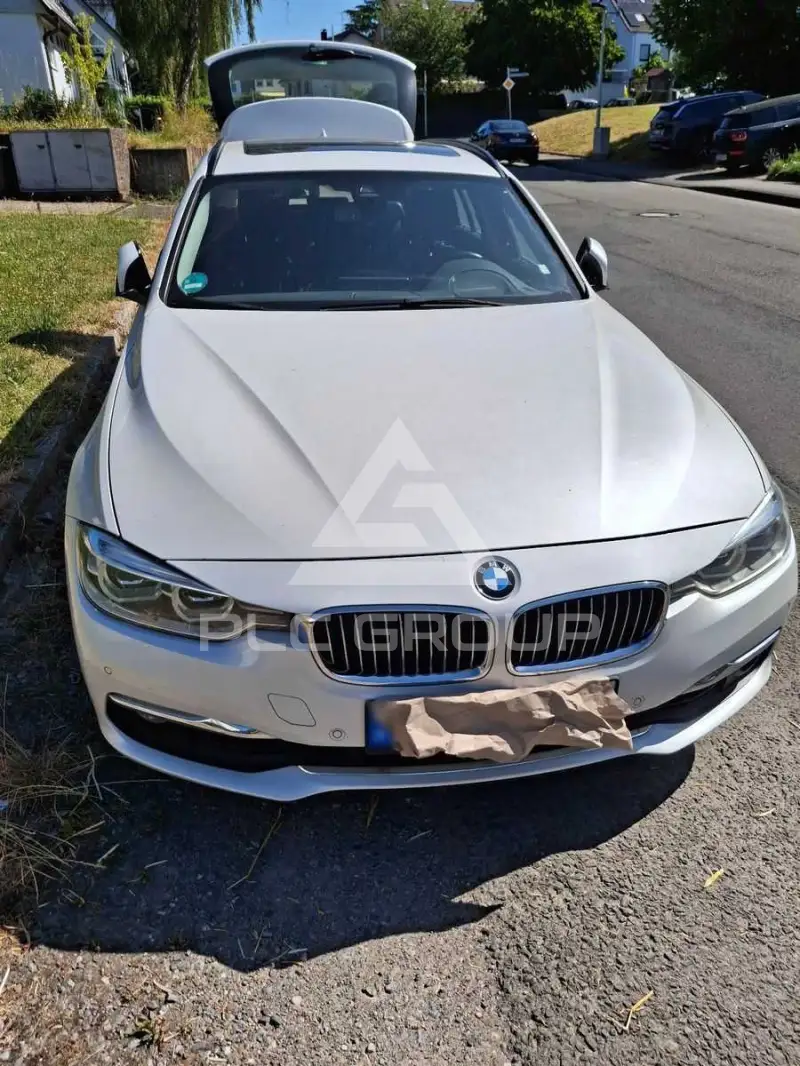 2015 BMW 330