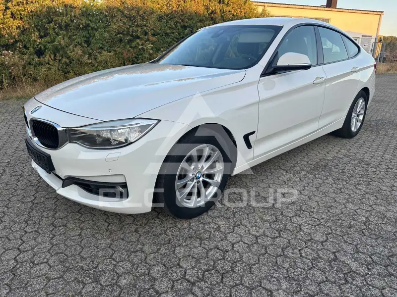2015 BMW 330
