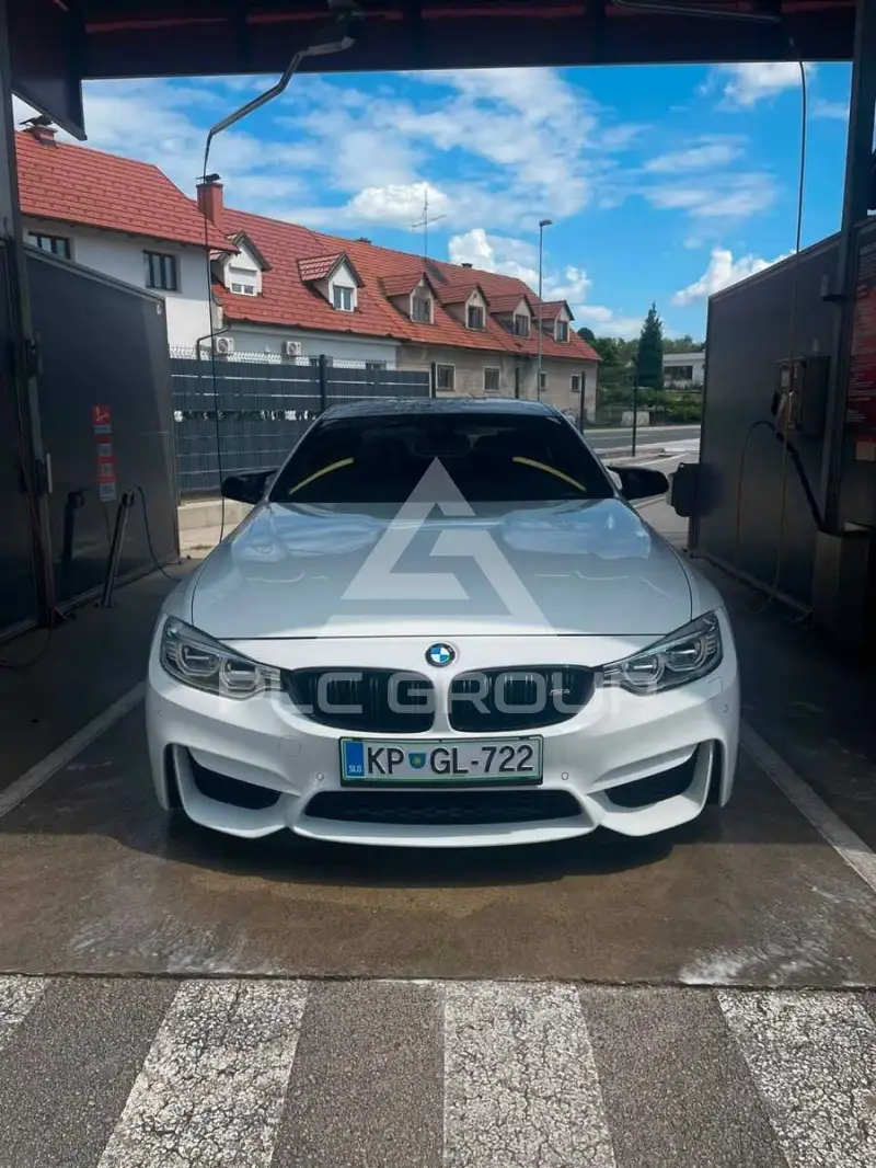 2015 BMW M4
