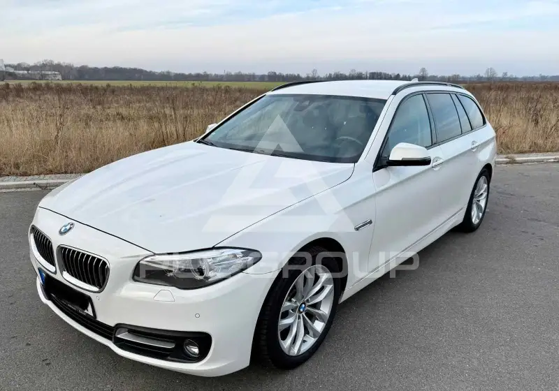 2015 BMW 520