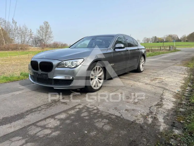 2015 BMW 730