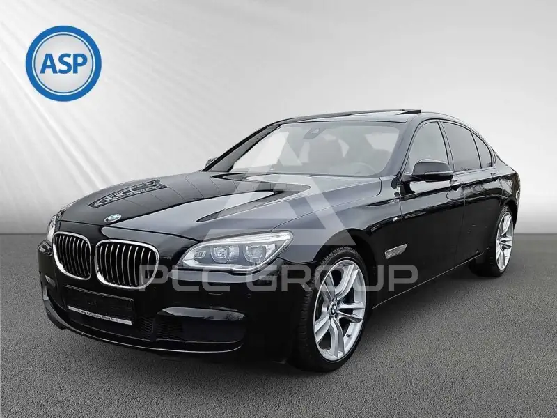 2015 BMW 730