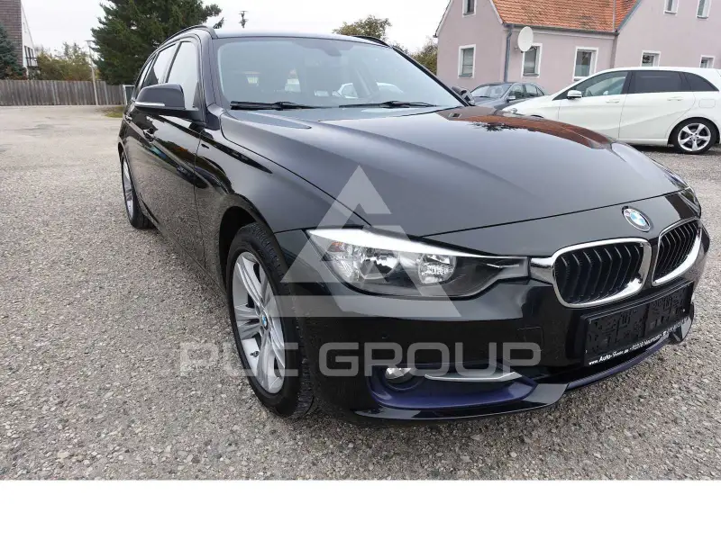 2015 BMW 318