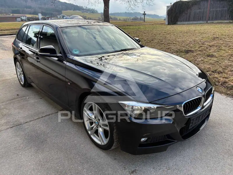 2015 BMW 318