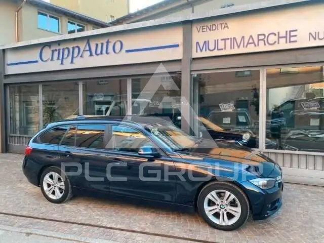 2015 BMW 318