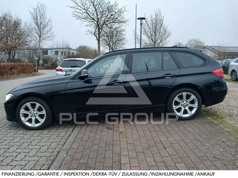 2015 BMW 318