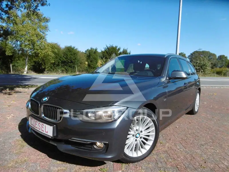 2015 BMW 318