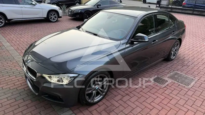 2015 BMW 318