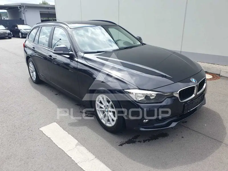 2015 BMW 318