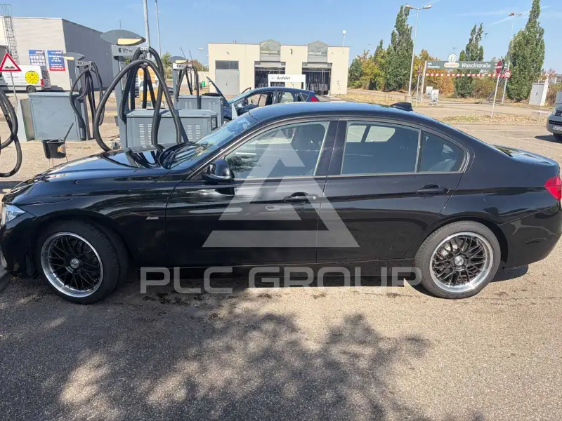 2016 BMW 318