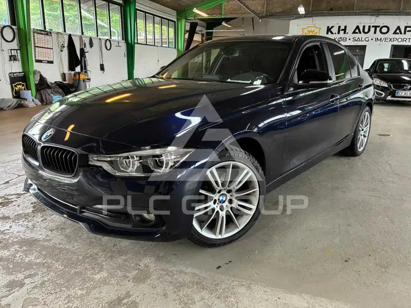 2015 BMW 318