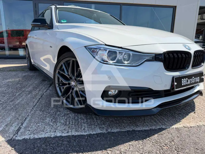 2015 BMW 318