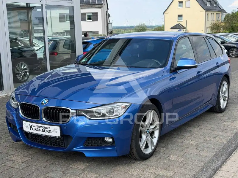 2015 BMW 318