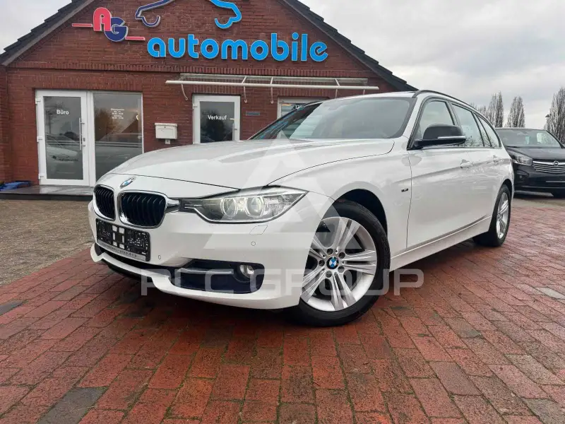 2015 BMW 318