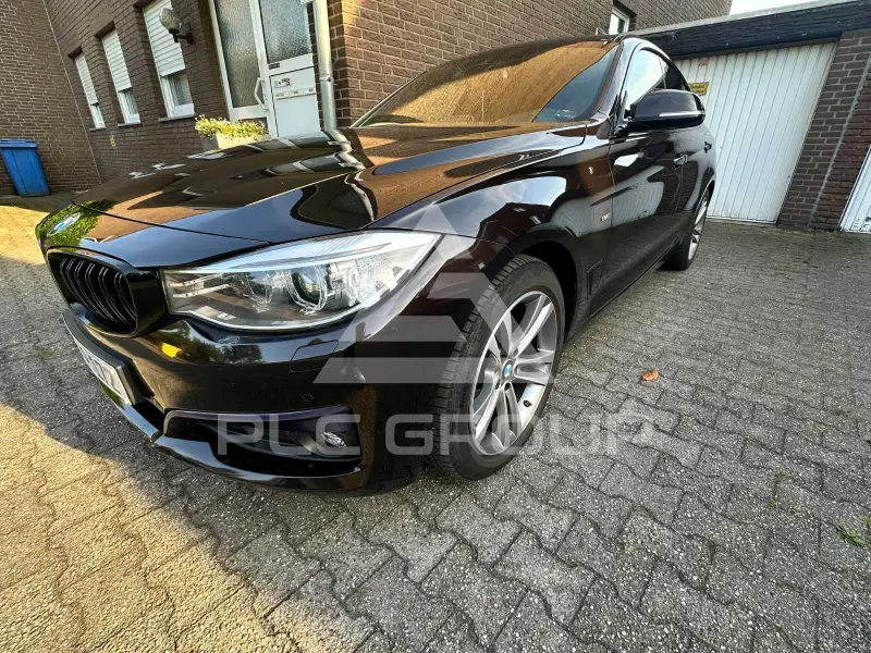 2015 BMW 320