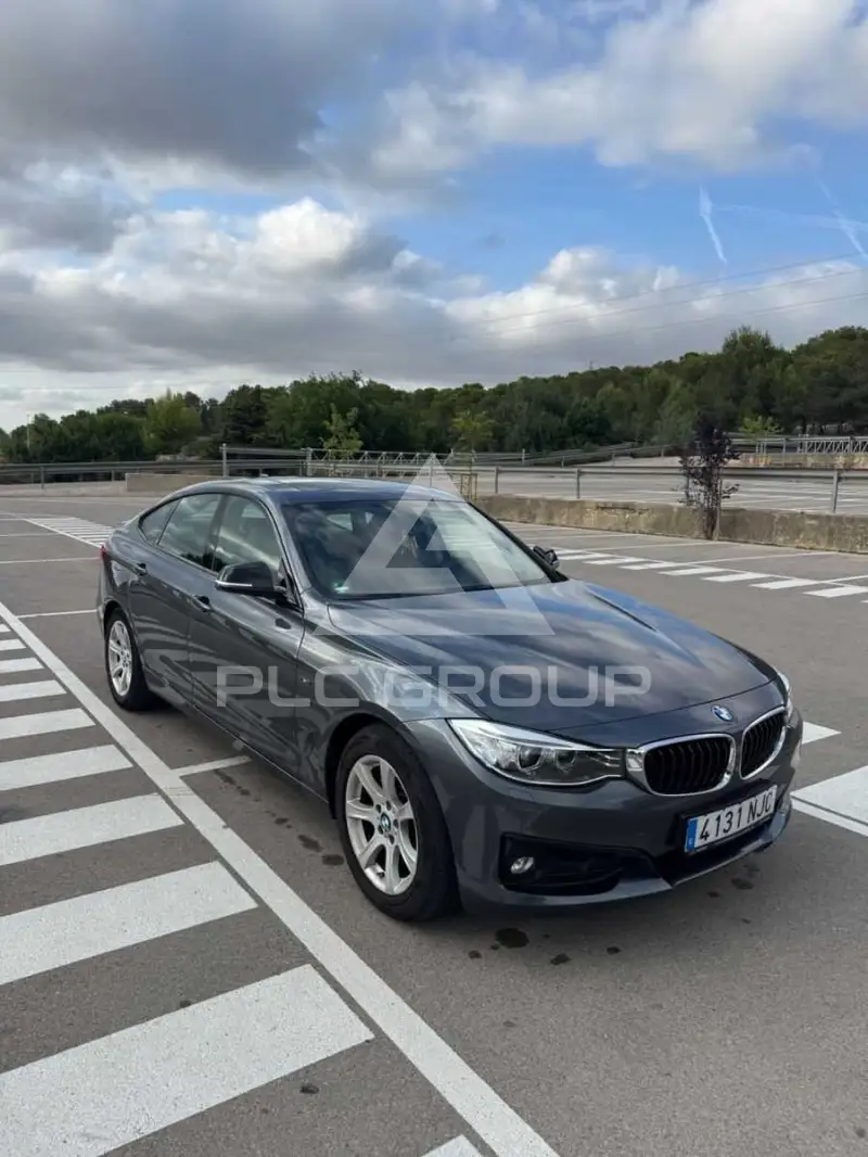 2015 BMW 320
