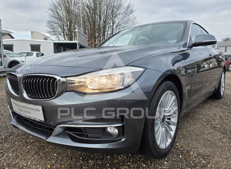 2015 BMW 320