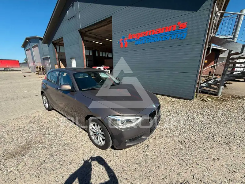 2015 BMW 118
