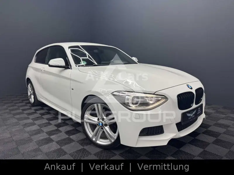2015 BMW 118