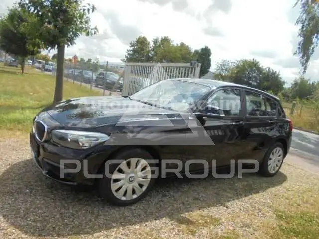 2015 BMW 118