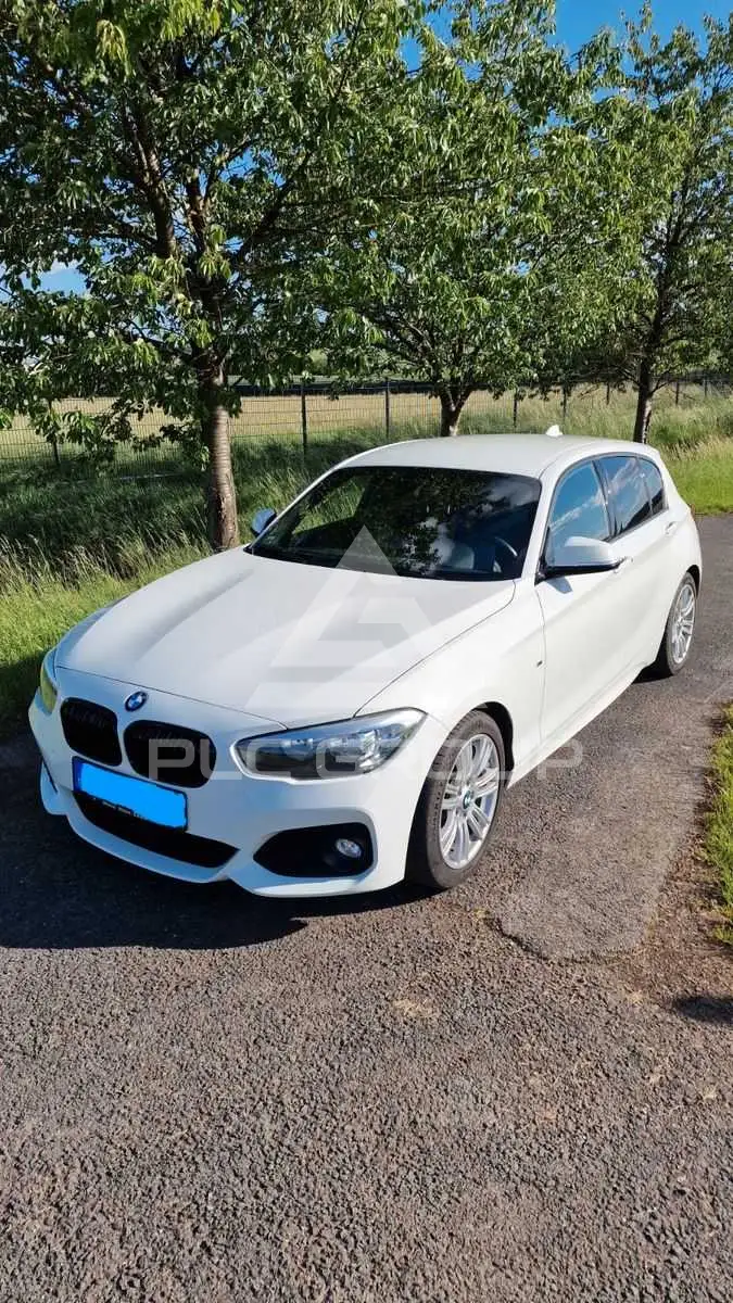 2015 BMW 118