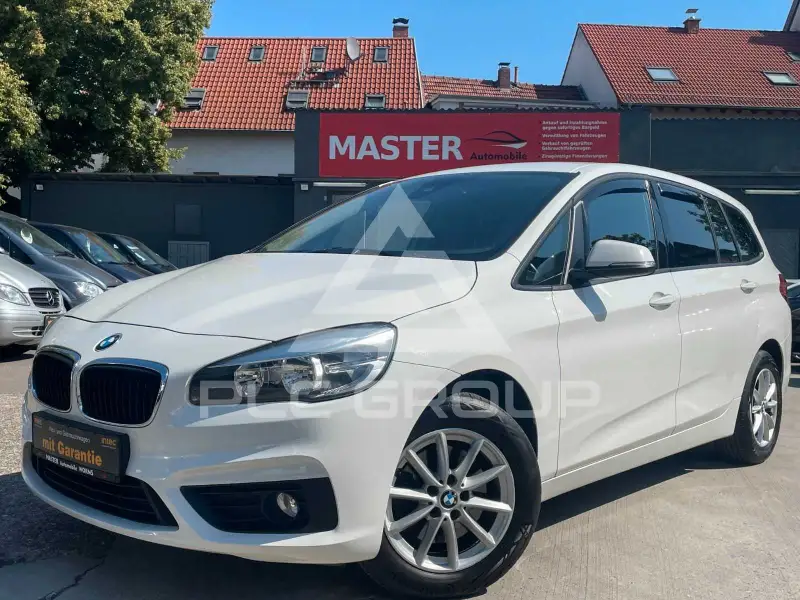 2015 BMW 218