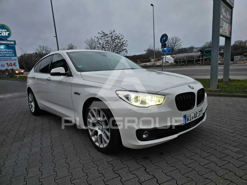 2015 BMW 520