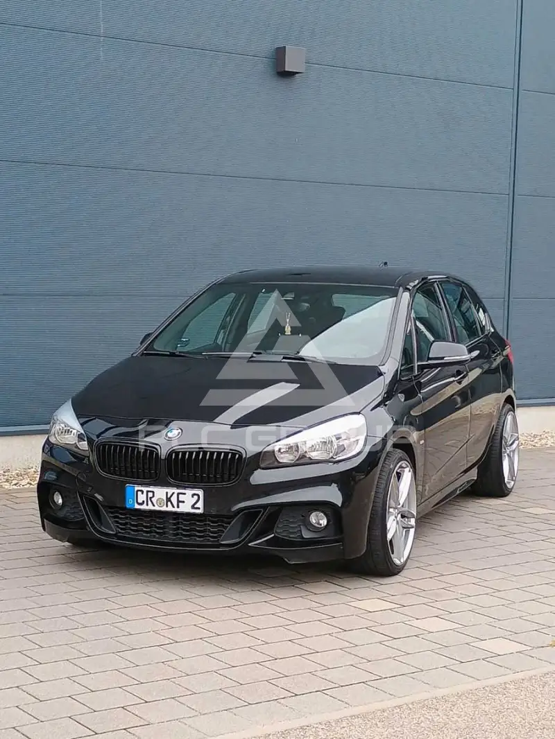 2015 BMW 220