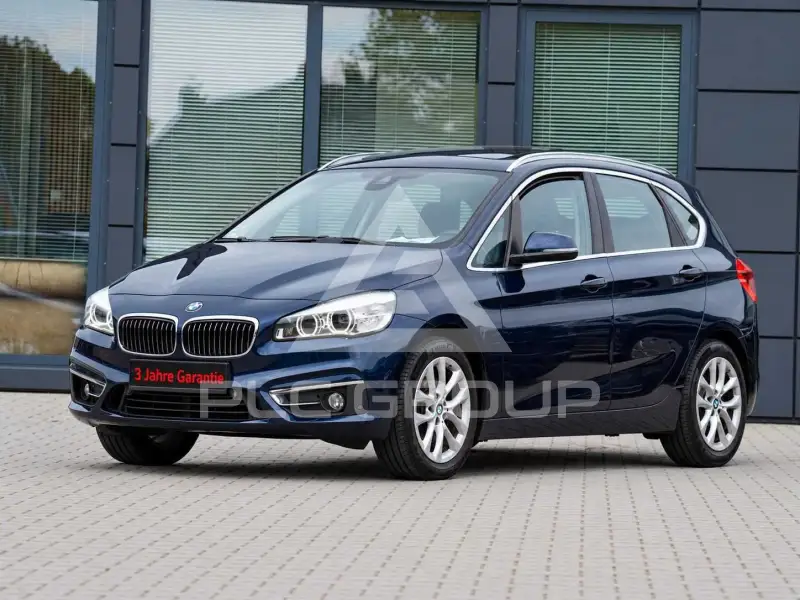 2015 BMW 220