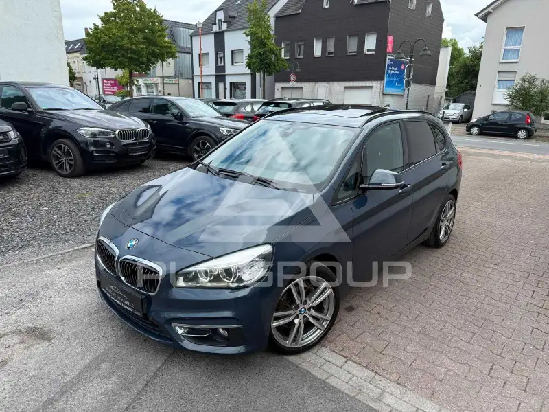 2015 BMW 220