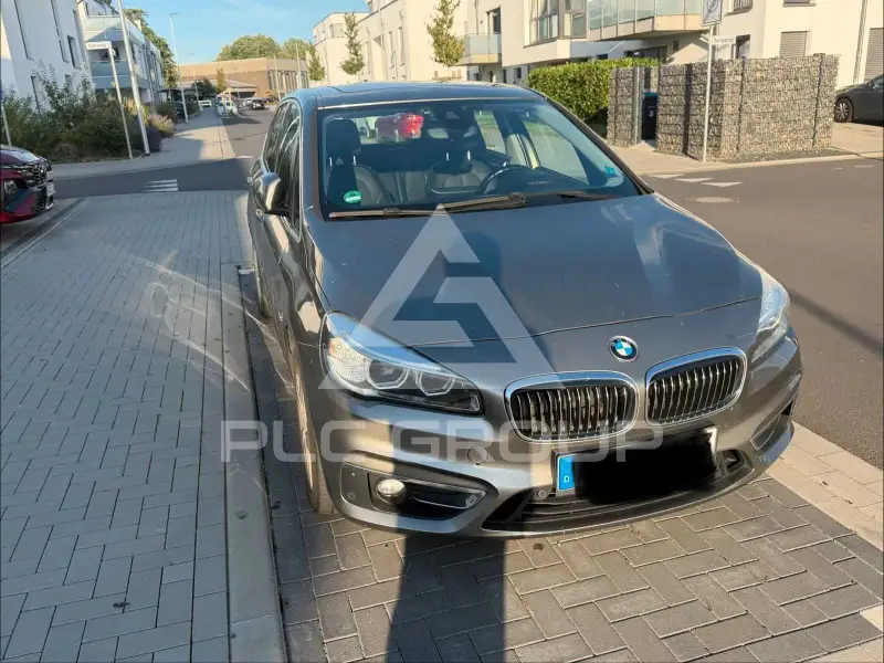 2015 BMW 220