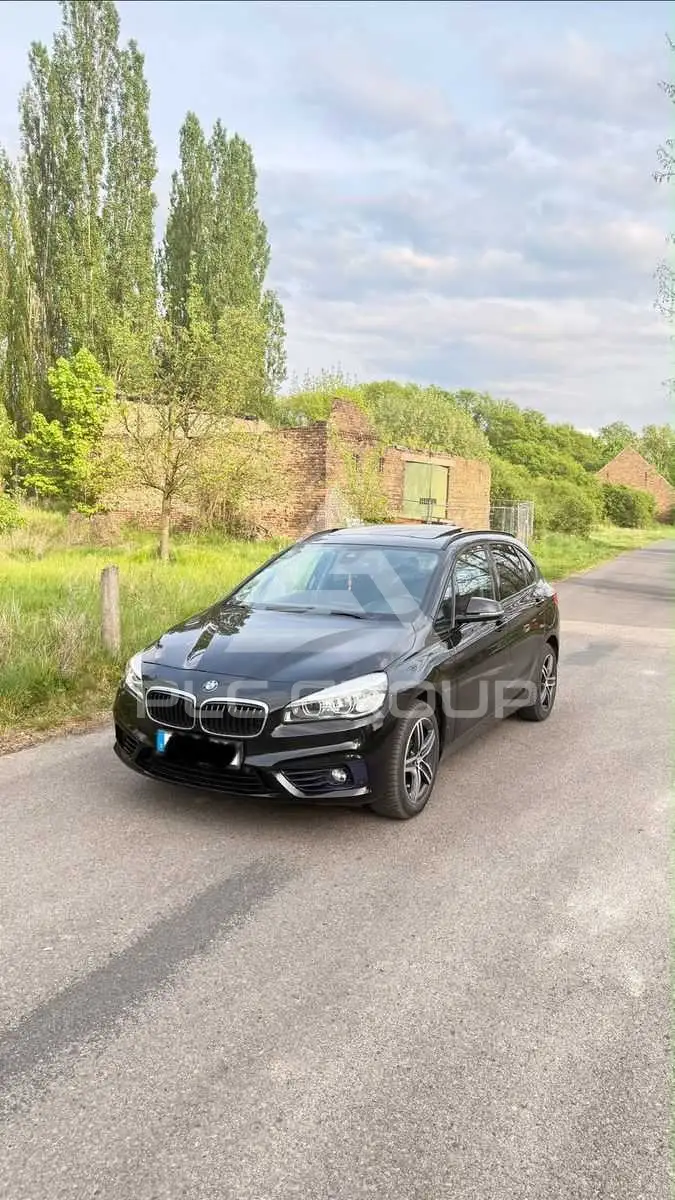 2015 BMW 220