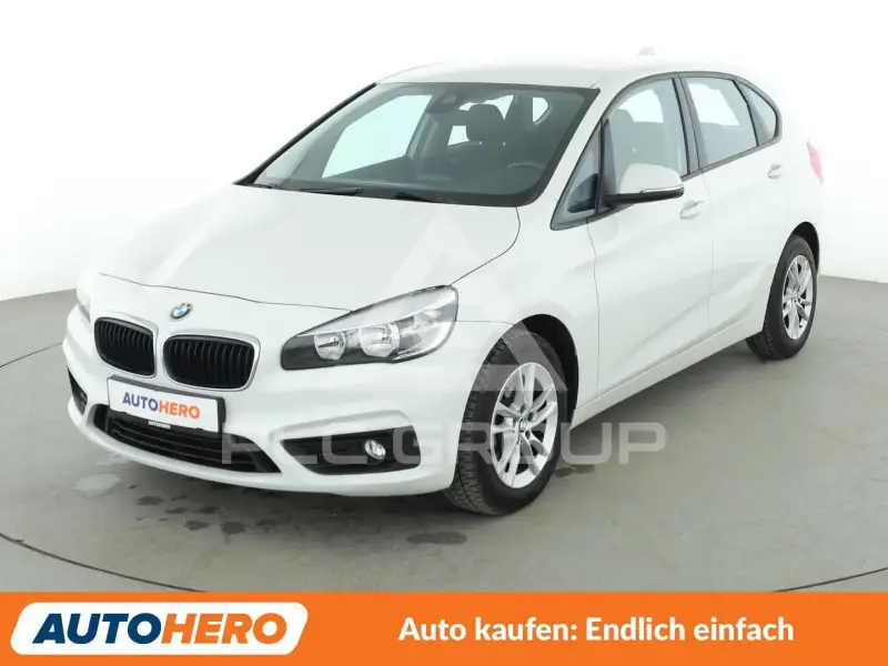 2015 BMW 220