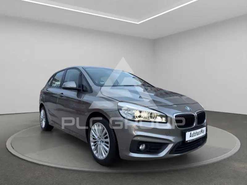 2015 BMW 220