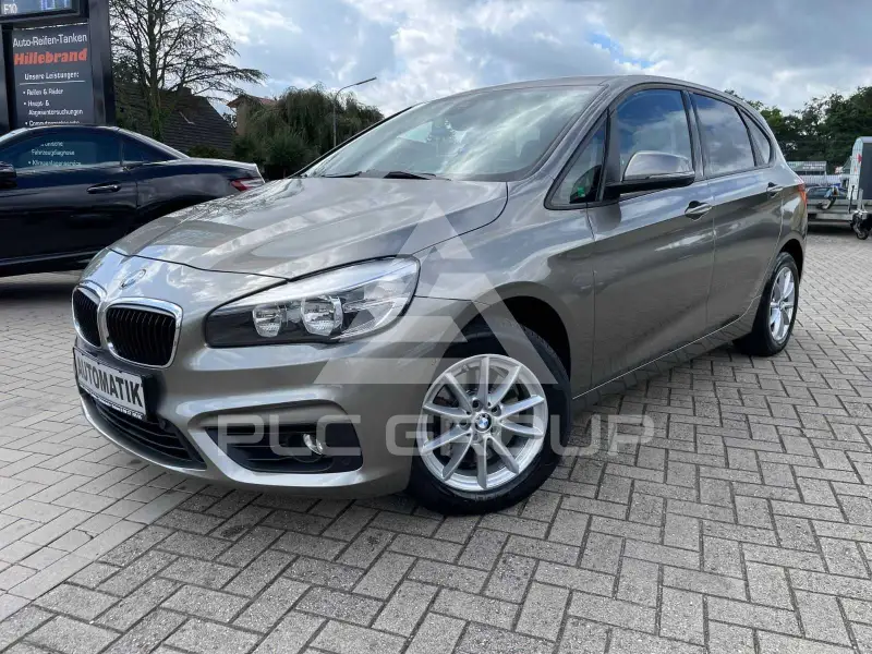 2015 BMW 220