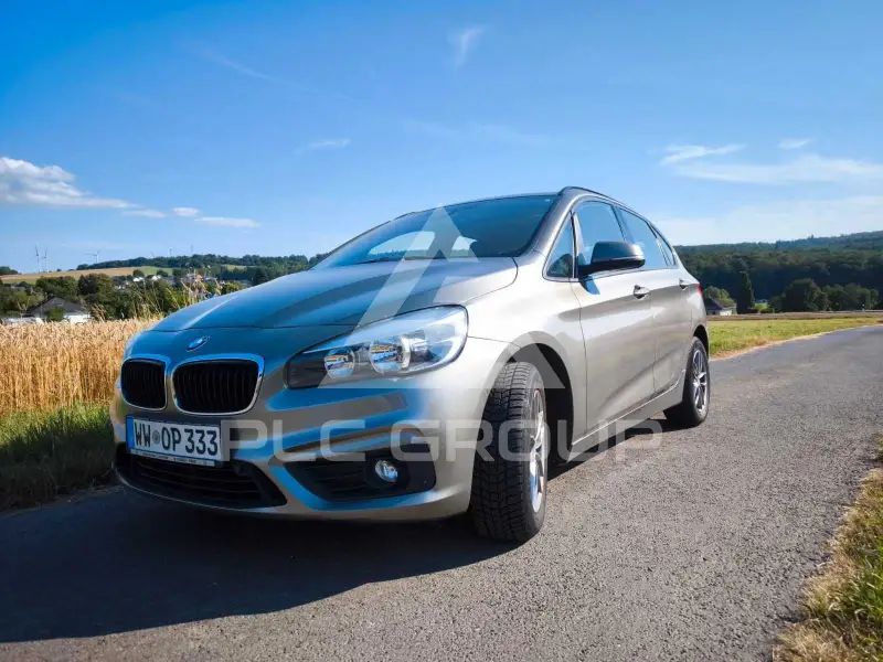 2015 BMW 220