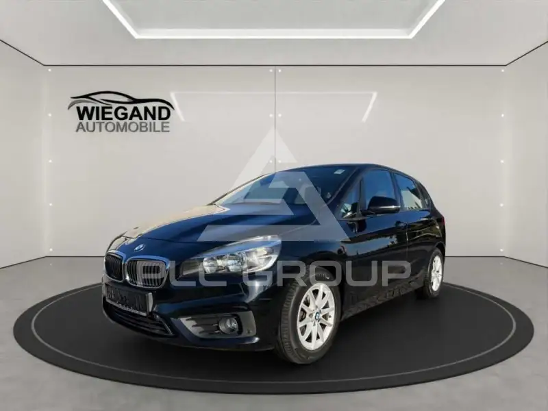 2015 BMW 220
