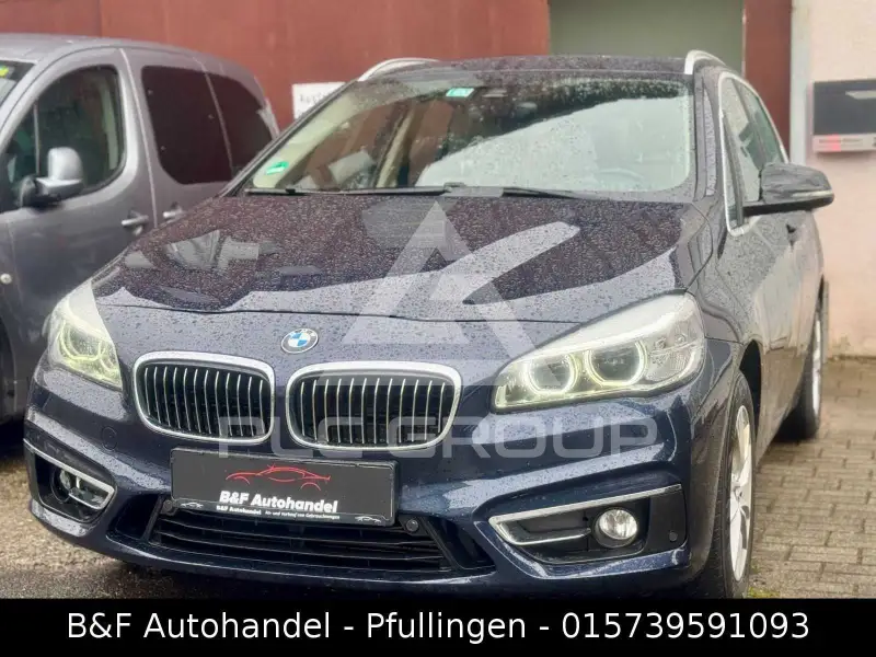 2015 BMW 220