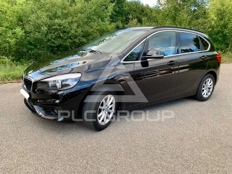 2015 BMW 220