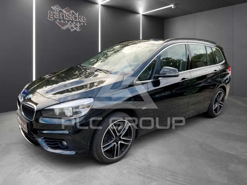 2015 BMW 220