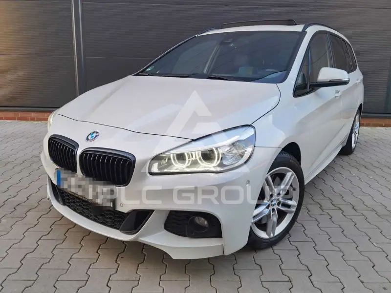 2015 BMW 220