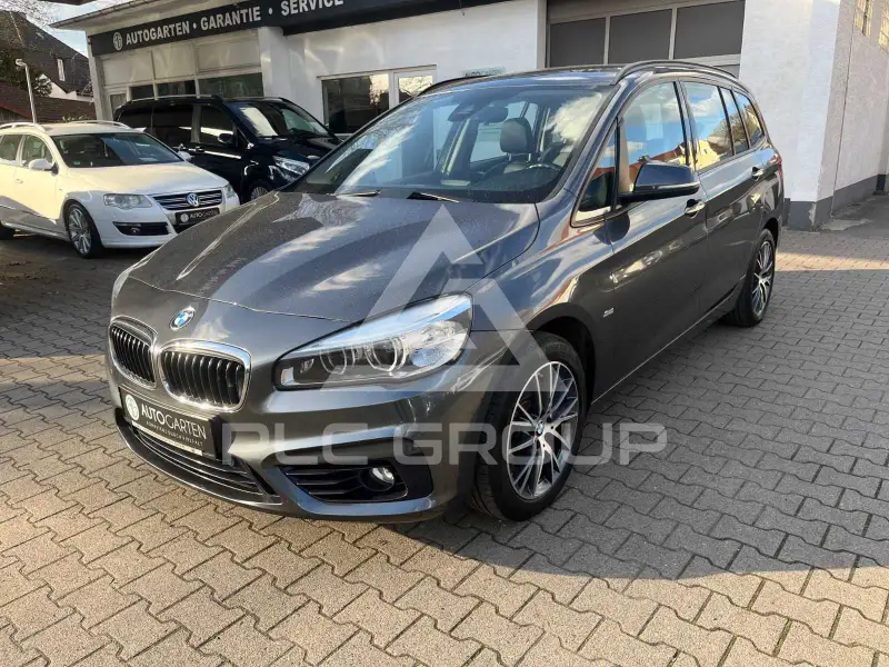 2015 BMW 220