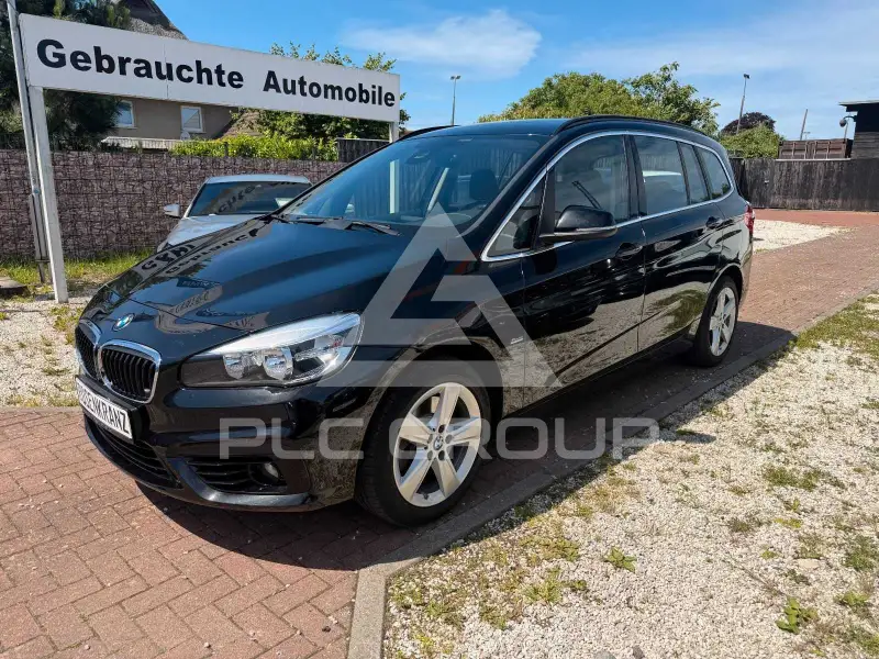 2015 BMW 220