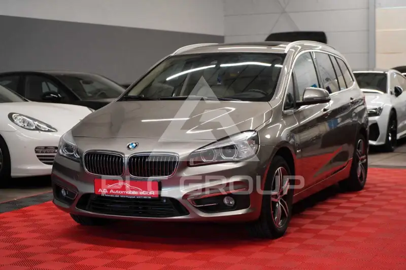 2015 BMW 220