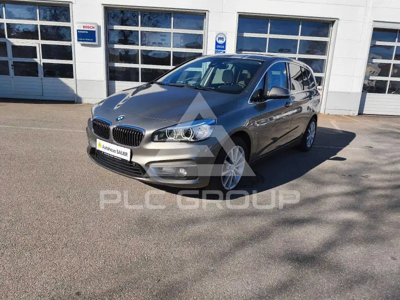 2015 BMW 220