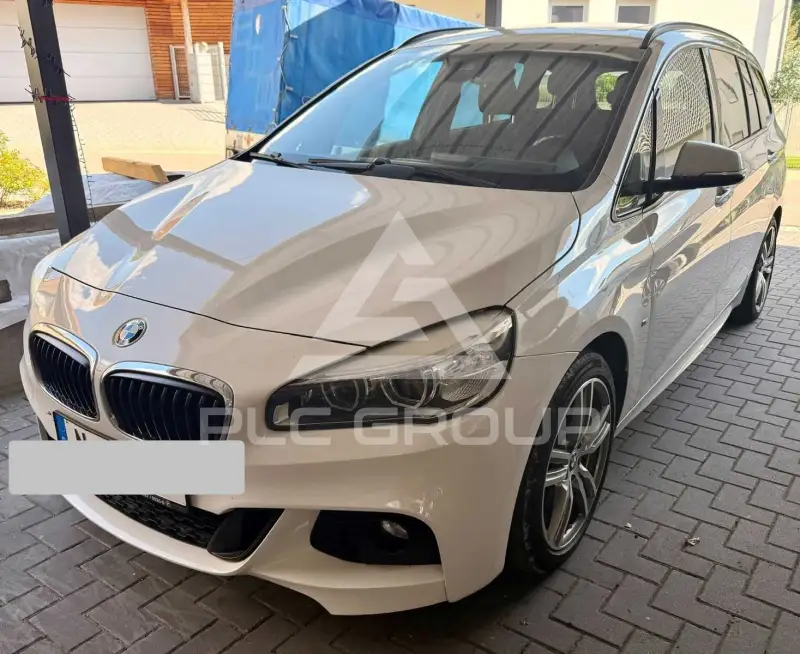 2015 BMW 220