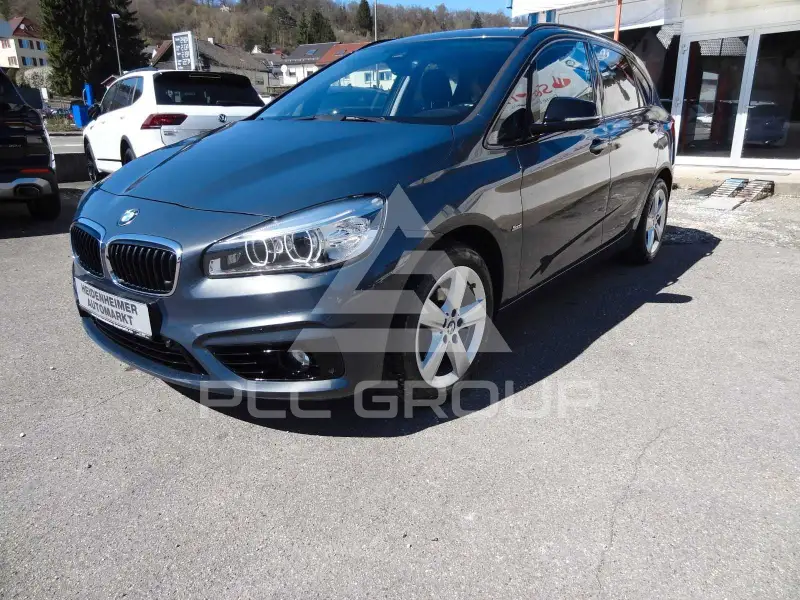 2015 BMW 218