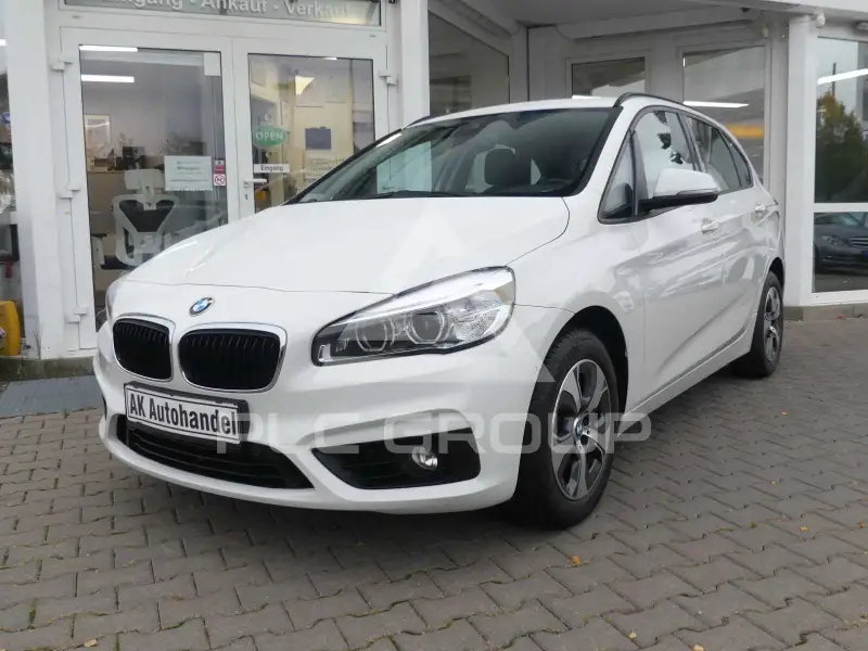 2015 BMW 218