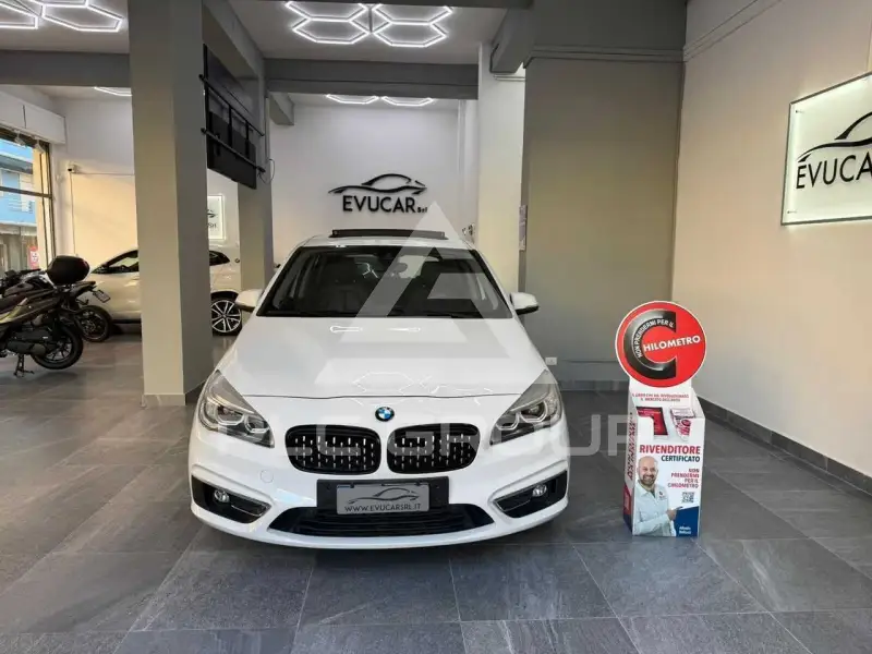 2015 BMW 218
